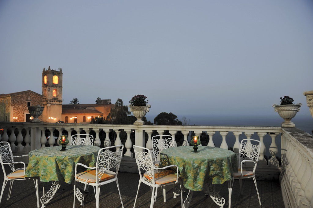 Hotel Riis 4*