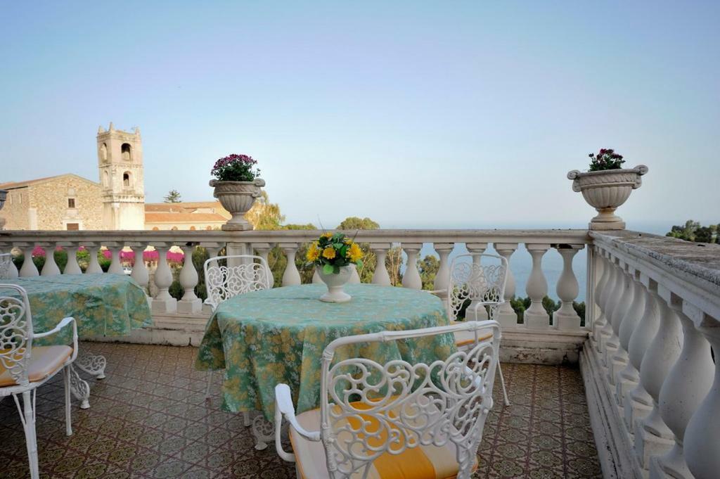 Riis Hotel 4*
